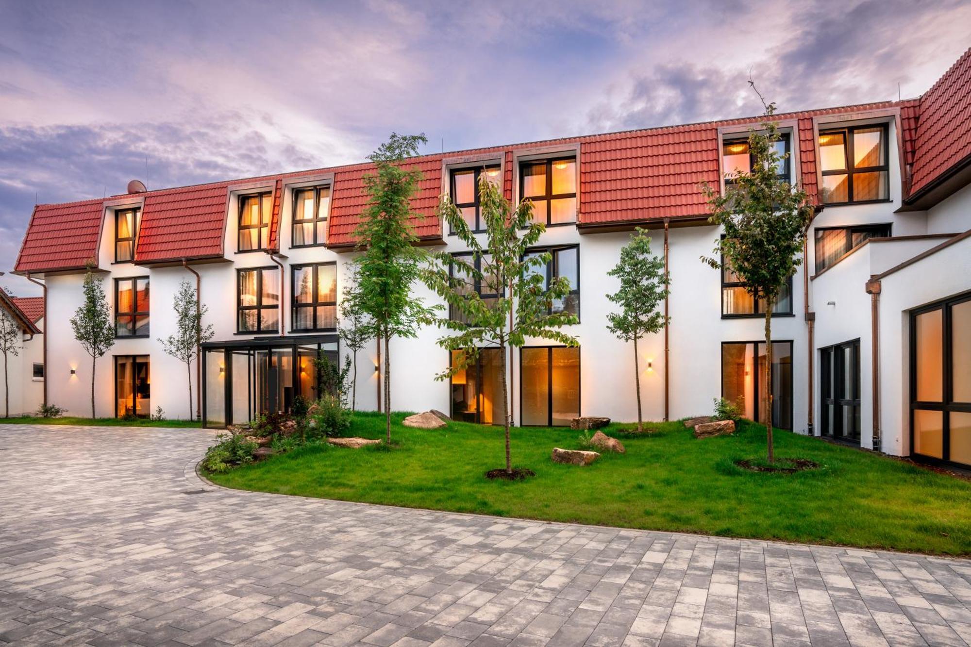 Landhotel Gruener Wald Neuhausen  Ngoại thất bức ảnh